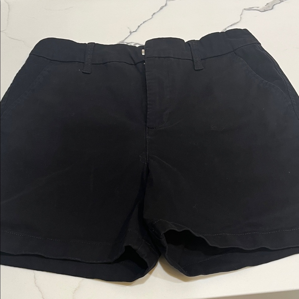 Gloria Vanderbilt black chino shorts
